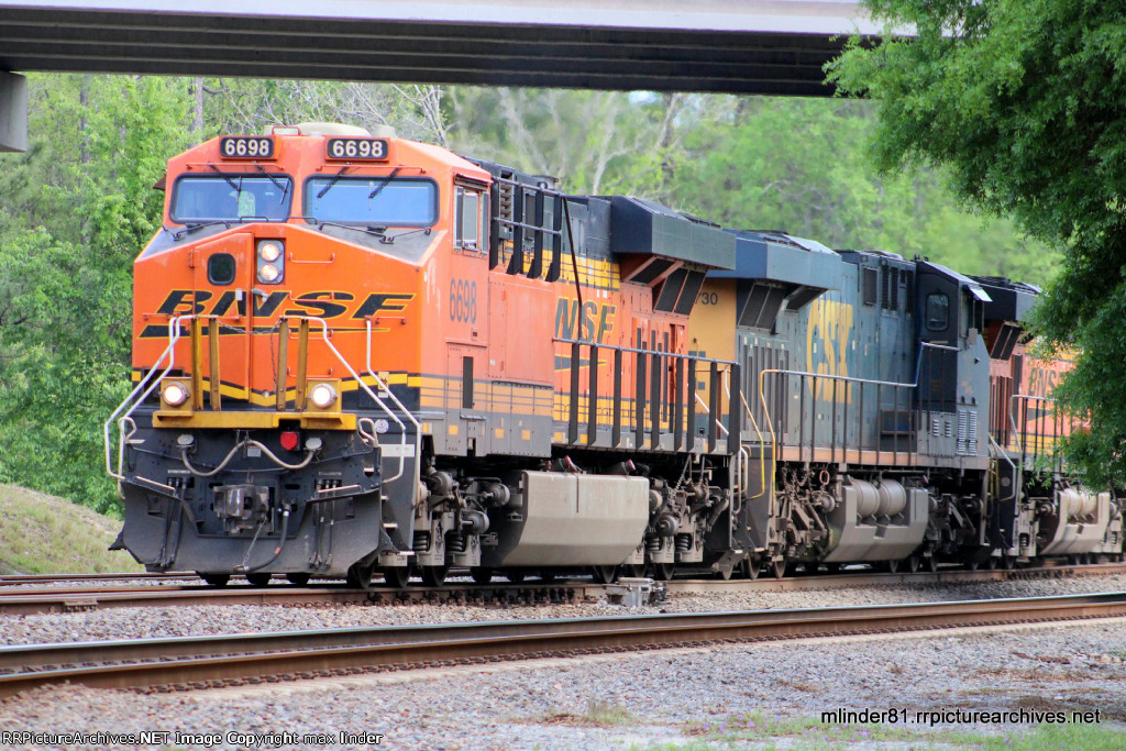 BNSF 6698